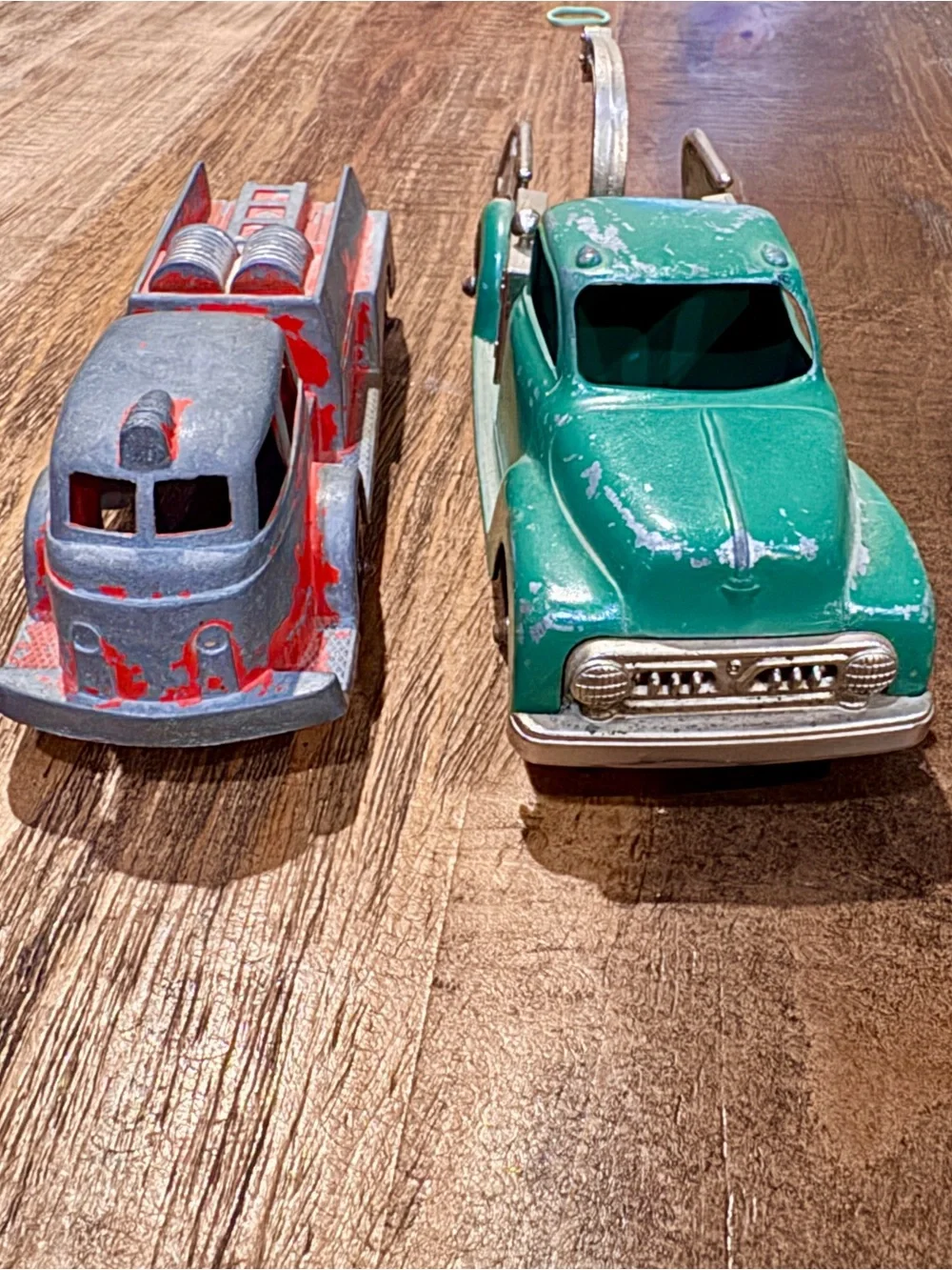 2 Vintage-1950 Hubley fire truck and Hubley wrecker die cast